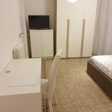 Διαμέρισμα Italia121 *